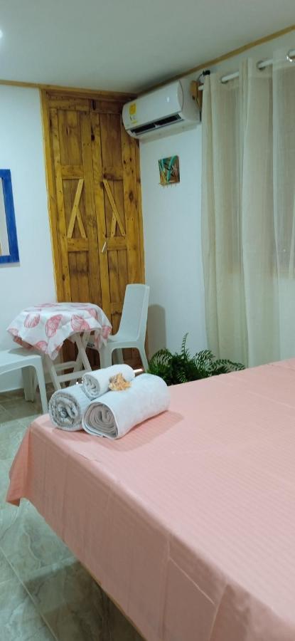 Posada Aleeny Providencia  ภายนอก รูปภาพ