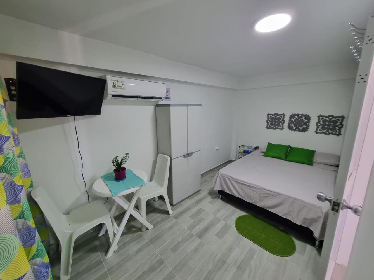 Posada Aleeny Providencia  ภายนอก รูปภาพ